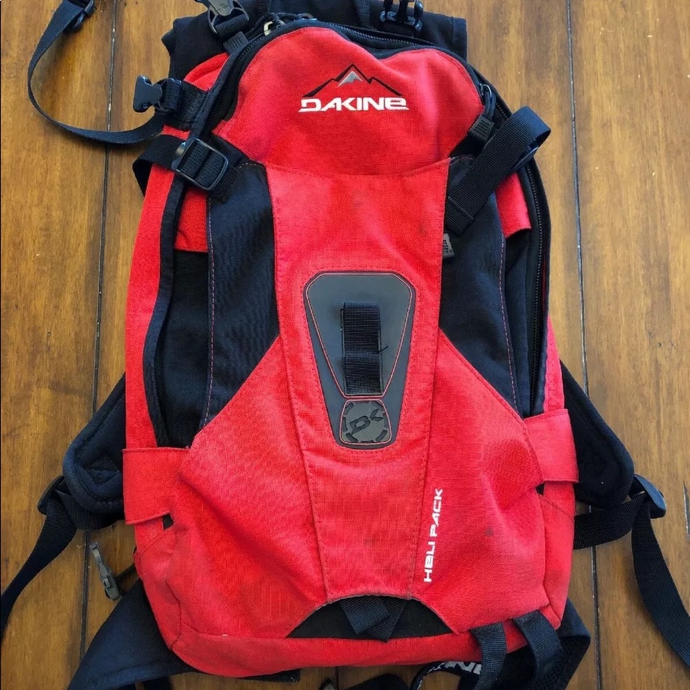 Dakine helipack backpack
